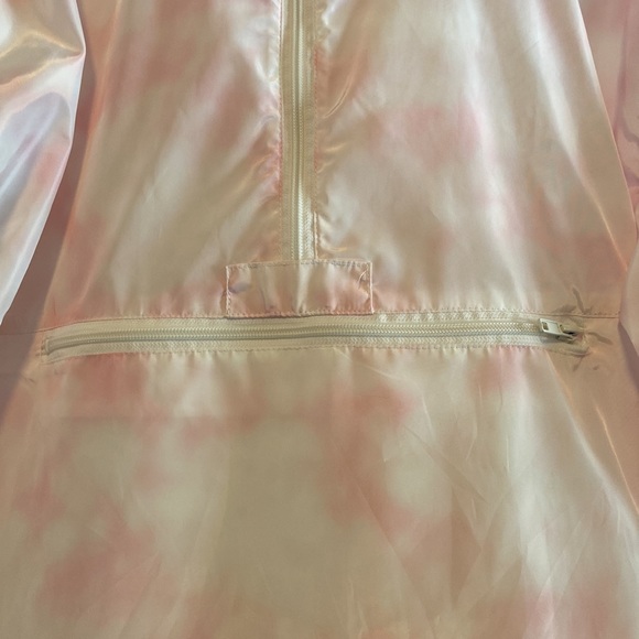 Thread & Supply , leisure nylon shell - Picture 2 of 6